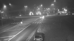 Křižovatka ulic Velká Dlážka a Polní