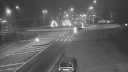 Křižovatka ulic Velká Dlážka a Polní