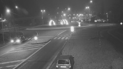 Křižovatka ulic Velká Dlážka a Polní