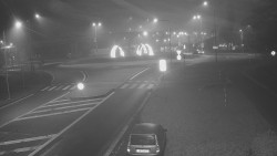 Křižovatka ulic Velká Dlážka a Polní