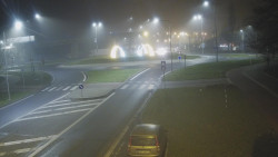 Křižovatka ulic Velká Dlážka a Polní