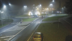 Křižovatka ulic Velká Dlážka a Polní