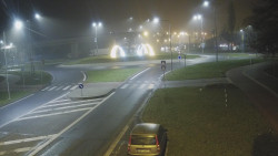 Křižovatka ulic Velká Dlážka a Polní