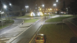 Křižovatka ulic Velká Dlážka a Polní