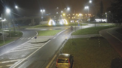 Křižovatka ulic Velká Dlážka a Polní