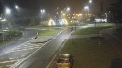 Křižovatka ulic Velká Dlážka a Polní