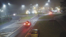 Křižovatka ulic Velká Dlážka a Polní