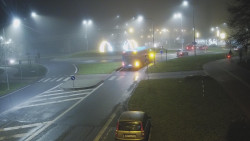 Křižovatka ulic Velká Dlážka a Polní