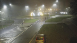 Křižovatka ulic Velká Dlážka a Polní