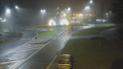 Křižovatka ulic Velká Dlážka a Polní