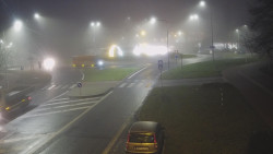 Křižovatka ulic Velká Dlážka a Polní