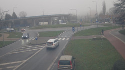 Křižovatka ulic Velká Dlážka a Polní