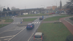 Křižovatka ulic Velká Dlážka a Polní