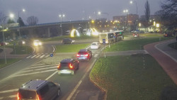 Křižovatka ulic Velká Dlážka a Polní