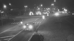 Křižovatka ulic Velká Dlážka a Polní