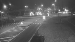 Křižovatka ulic Velká Dlážka a Polní