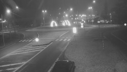 Křižovatka ulic Velká Dlážka a Polní