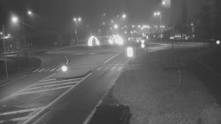 Křižovatka ulic Velká Dlážka a Polní