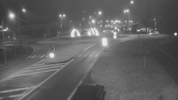 Křižovatka ulic Velká Dlážka a Polní