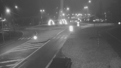 Křižovatka ulic Velká Dlážka a Polní