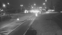 Křižovatka ulic Velká Dlážka a Polní