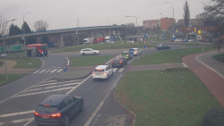 Křižovatka ulic Velká Dlážka a Polní