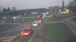 Křižovatka ulic Velká Dlážka a Polní