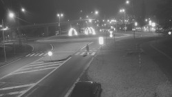 Křižovatka ulic Velká Dlážka a Polní