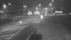 Křižovatka ulic Velká Dlážka a Polní