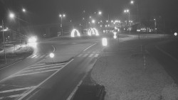 Křižovatka ulic Velká Dlážka a Polní