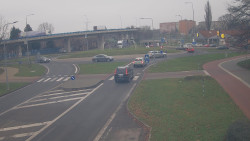 Křižovatka ulic Velká Dlážka a Polní