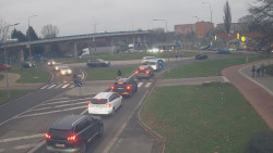 Křižovatka ulic Velká Dlážka a Polní