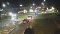 Křižovatka ulic Velká Dlážka a Polní