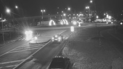 Křižovatka ulic Velká Dlážka a Polní