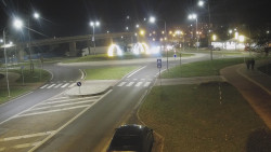 Křižovatka ulic Velká Dlážka a Polní