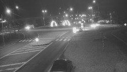 Křižovatka ulic Velká Dlážka a Polní