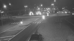 Křižovatka ulic Velká Dlážka a Polní