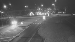 Křižovatka ulic Velká Dlážka a Polní