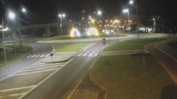 Křižovatka ulic Velká Dlážka a Polní