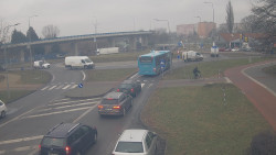 Křižovatka ulic Velká Dlážka a Polní