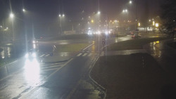 Křižovatka ulic Velká Dlážka a Polní