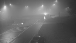 Křižovatka ulic Velká Dlážka a Polní