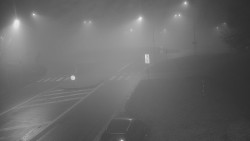 Křižovatka ulic Velká Dlážka a Polní