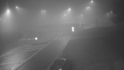 Křižovatka ulic Velká Dlážka a Polní