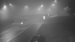 Křižovatka ulic Velká Dlážka a Polní