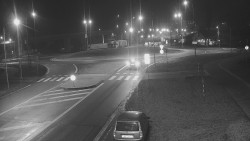 Křižovatka ulic Velká Dlážka a Polní