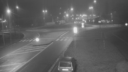 Křižovatka ulic Velká Dlážka a Polní