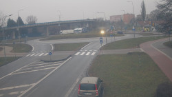 Křižovatka ulic Velká Dlážka a Polní