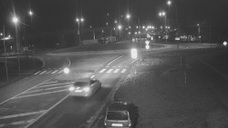 Křižovatka ulic Velká Dlážka a Polní