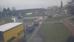 Křižovatka ulic Velká Dlážka a Polní